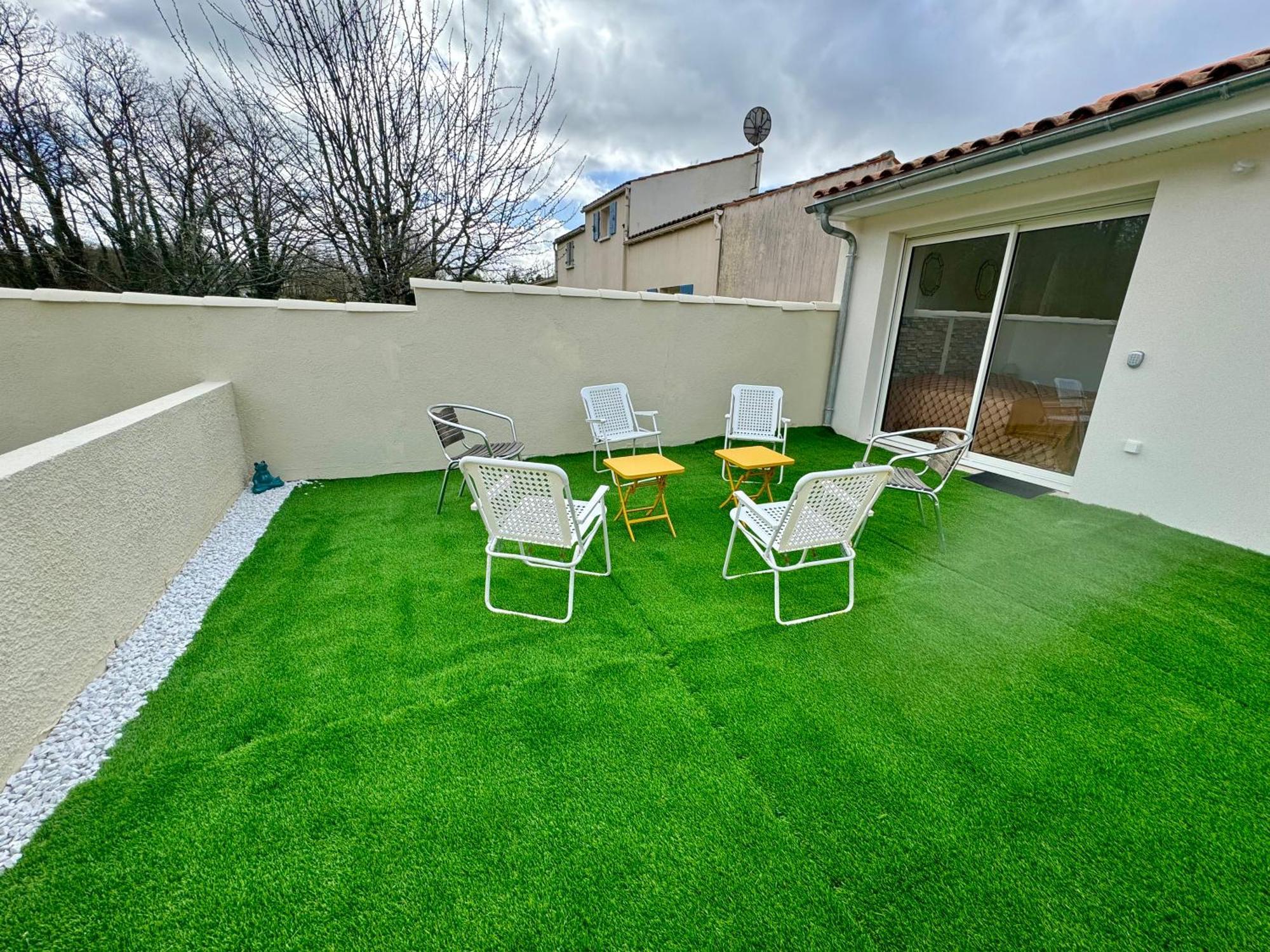 Breuillet  Serenite Aux Nids Du Petit Bois Pour Un Sejour Detente En Charente Maritime מראה חיצוני תמונה
